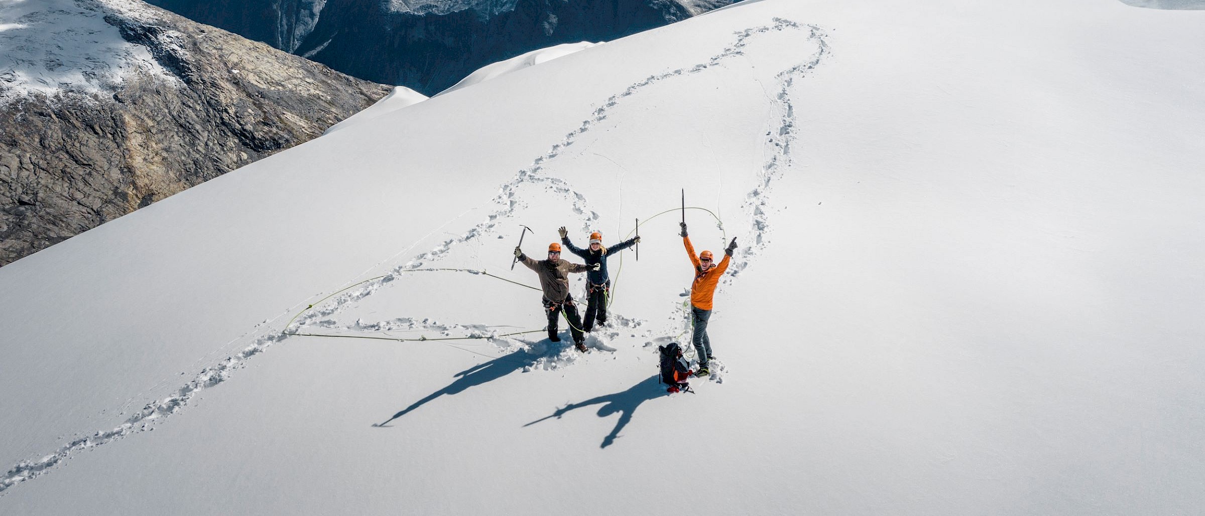 Sonora Resort Heli Glacier Walk